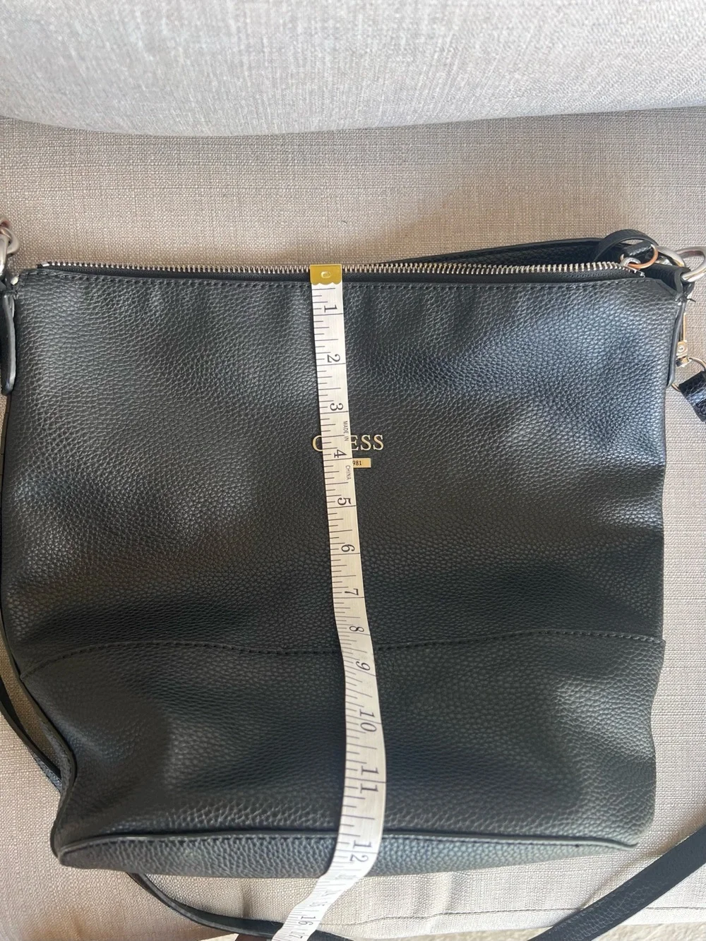 GUESS Black Pebbled Leather Hobo Shoulder Bag with Silver Hardware - Picture 11 of 17